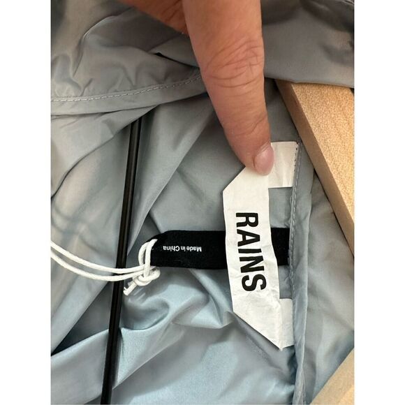 NWT Rains Women’s Bomber Windbreaker Track Jacket - Sky - L - Picture 5 of 8